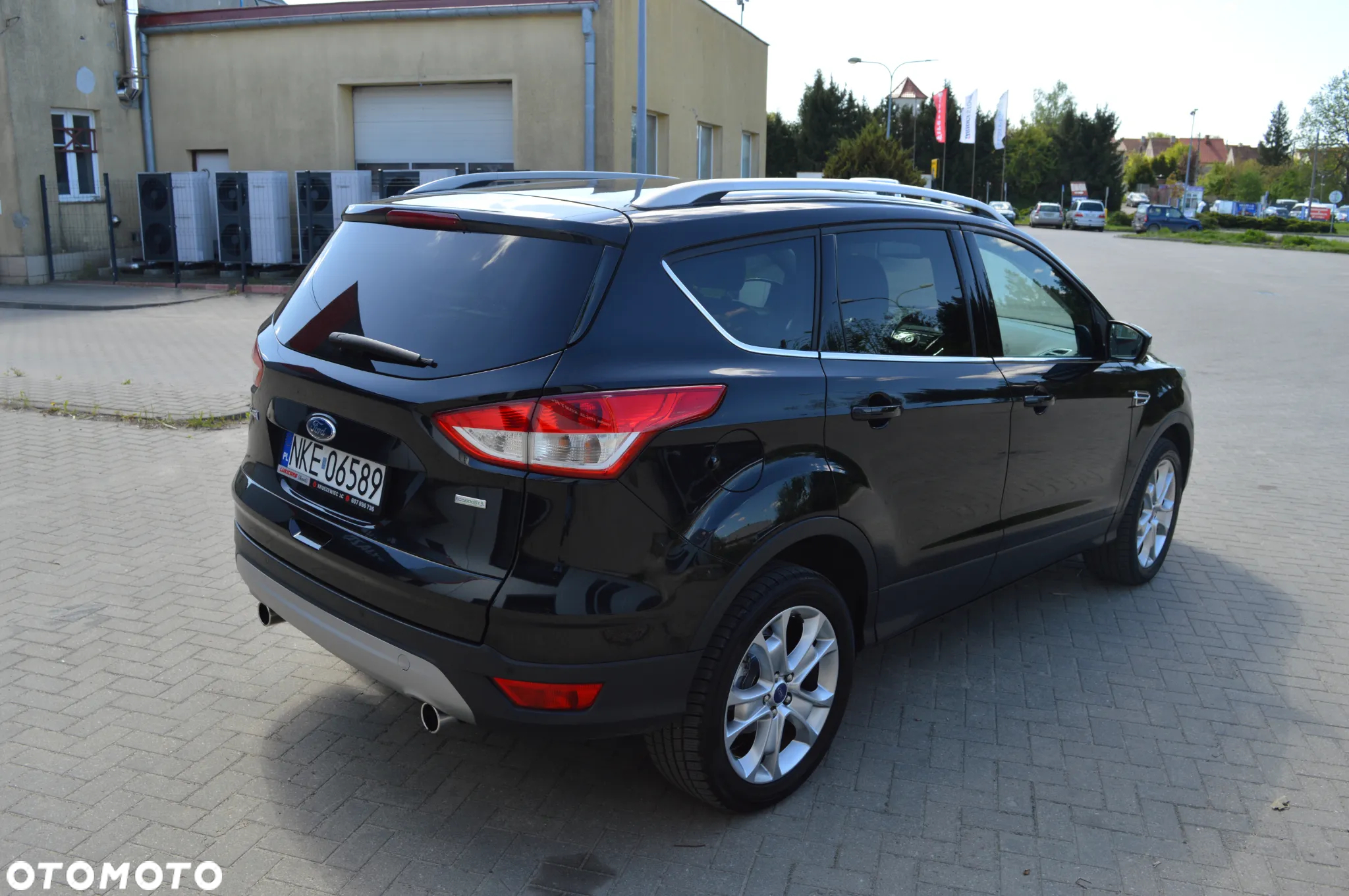 Ford Kuga 1.5 EcoBoost 2x4 Titanium - 8