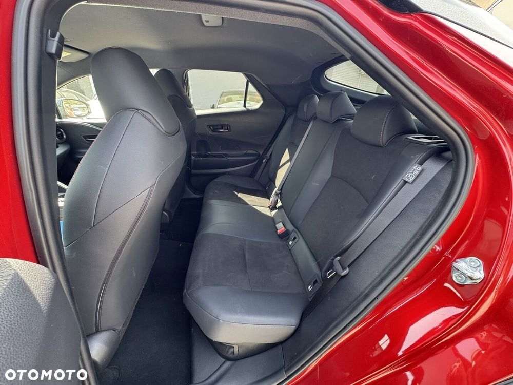Toyota C-HR - 10
