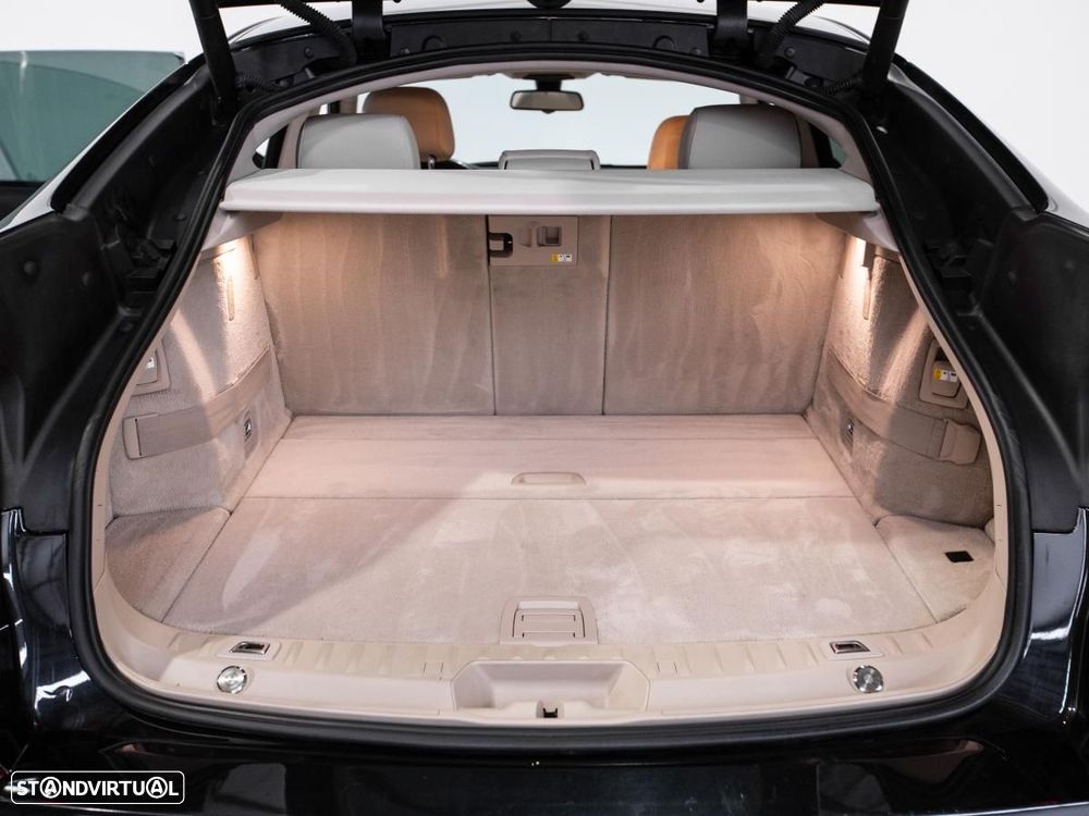 BMW 520 Gran Turismo - 13
