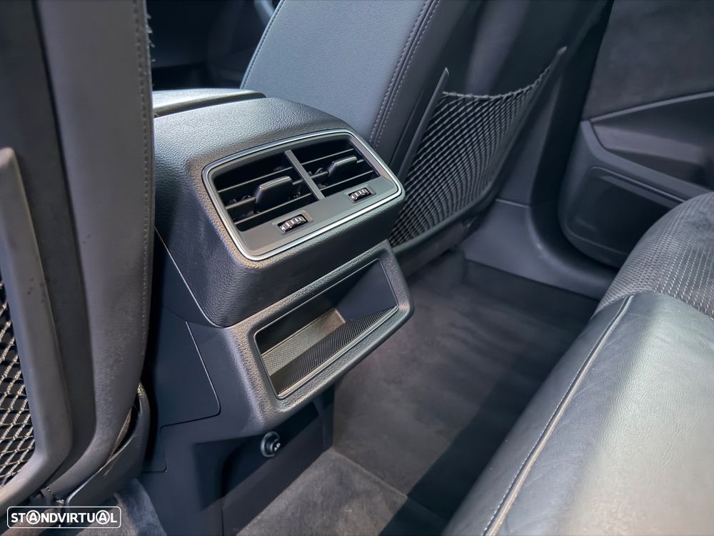 Audi e-tron 55 quattro S line - 28