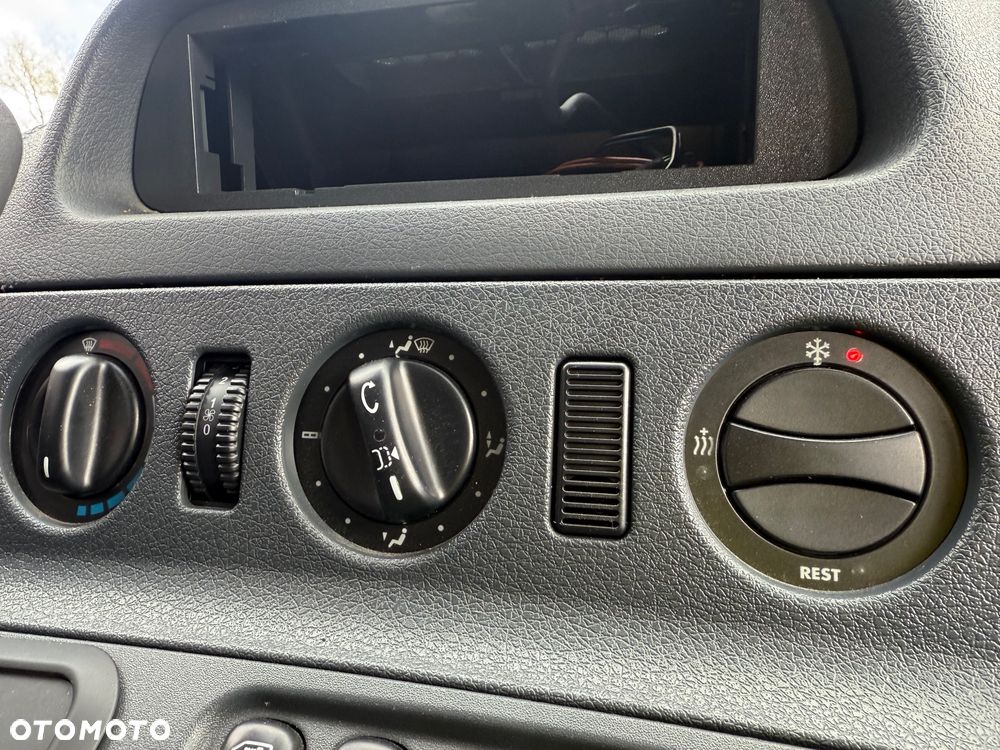 Mercedes-Benz Sprinter 416 Maxi 104 tys przebiegu Perfekcyjny Stan Webasto Klima Automat - 12