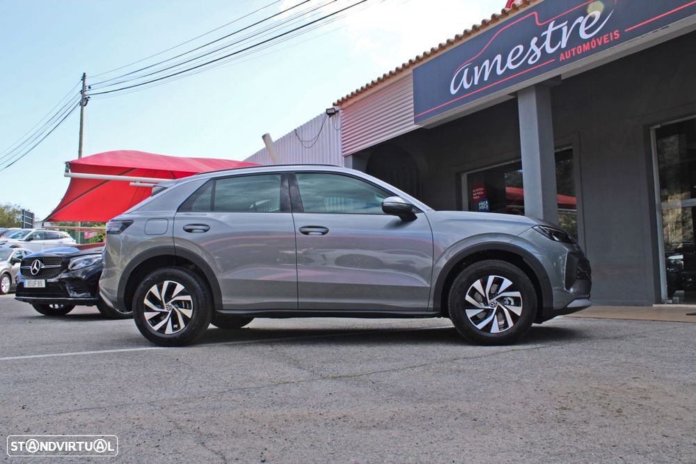 VW T-Roc 1.5 eTSI Life DSG - 4