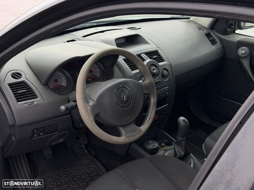 Renault Mégane 1.5 dCi L. Dynamique - 5