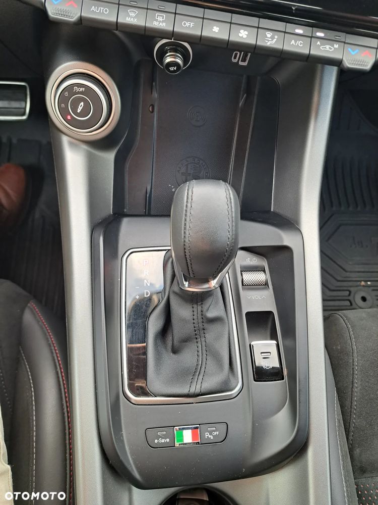 Alfa Romeo Tonale 1.3 PHEV Q4 Veloce - 7