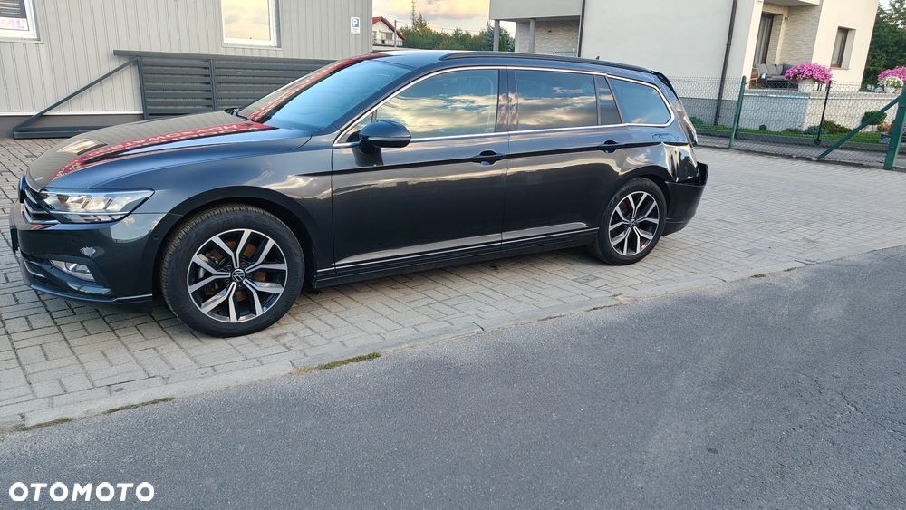 Volkswagen Passat 2.0 TDI EVO Business DSG - 1
