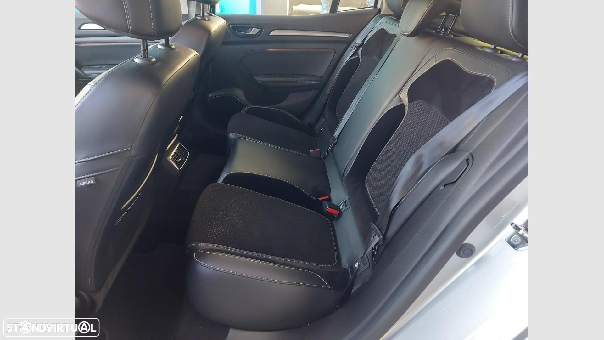 Renault Mégane 1.5 dCi Intens - 13