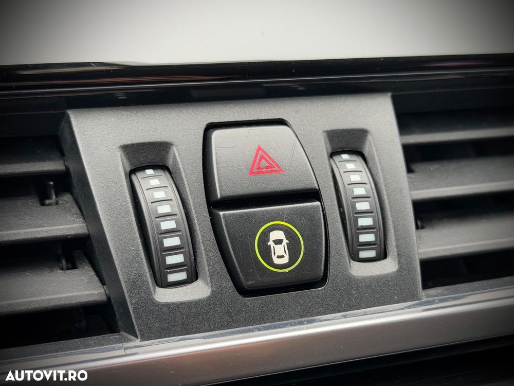 BMW X1 sDrive18d Aut. Sport Line - 18