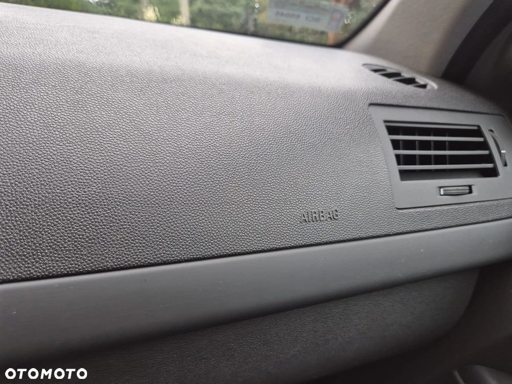 Opel Astra - 28