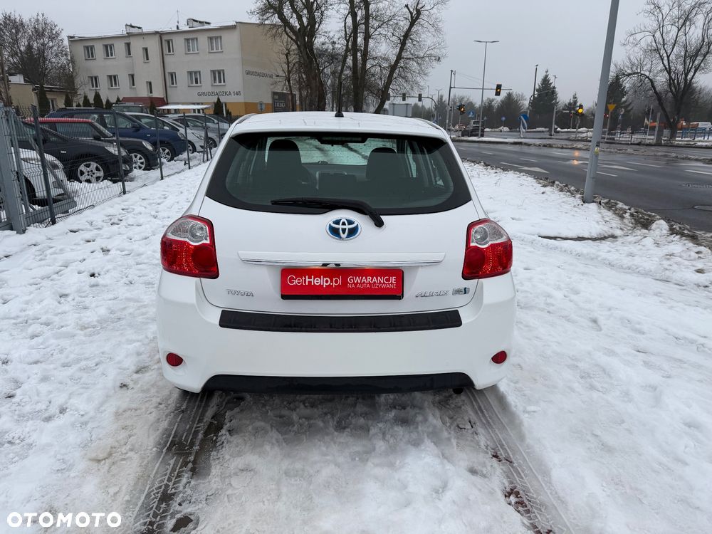 Toyota Auris 1.8 HSD Luna - 24