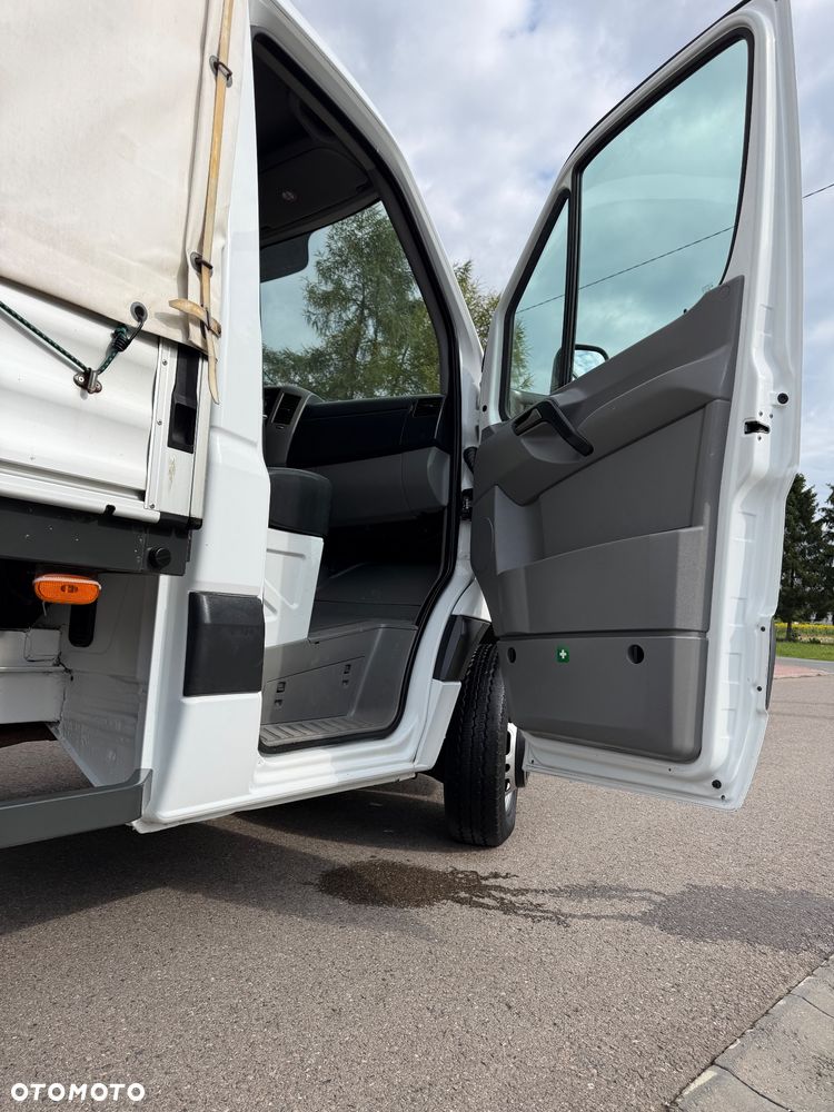 Mercedes-Benz Sprinter - 19