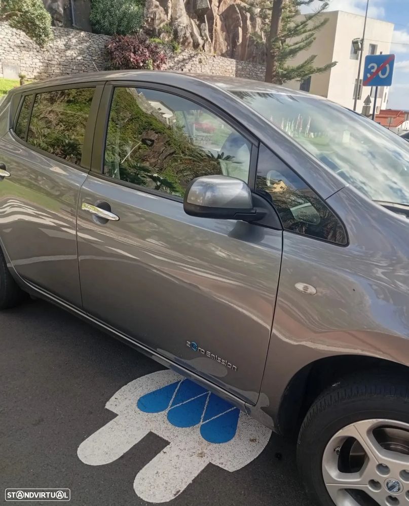 Nissan Leaf 24 kWh (c/ Bateria) Acenta - 4