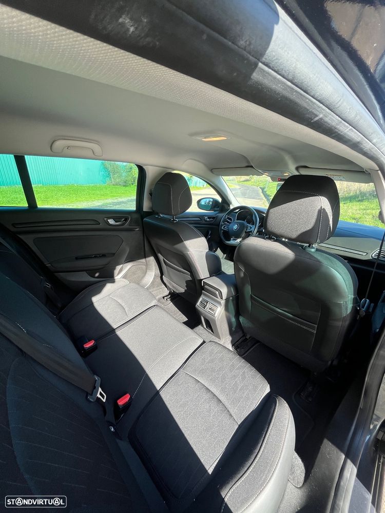 Renault Mégane Sport Tourer 1.5 Blue dCi Limited - 6