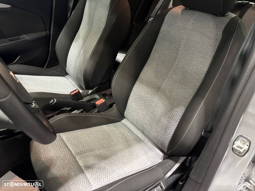 Opel Corsa 1.2 T Edition - 9