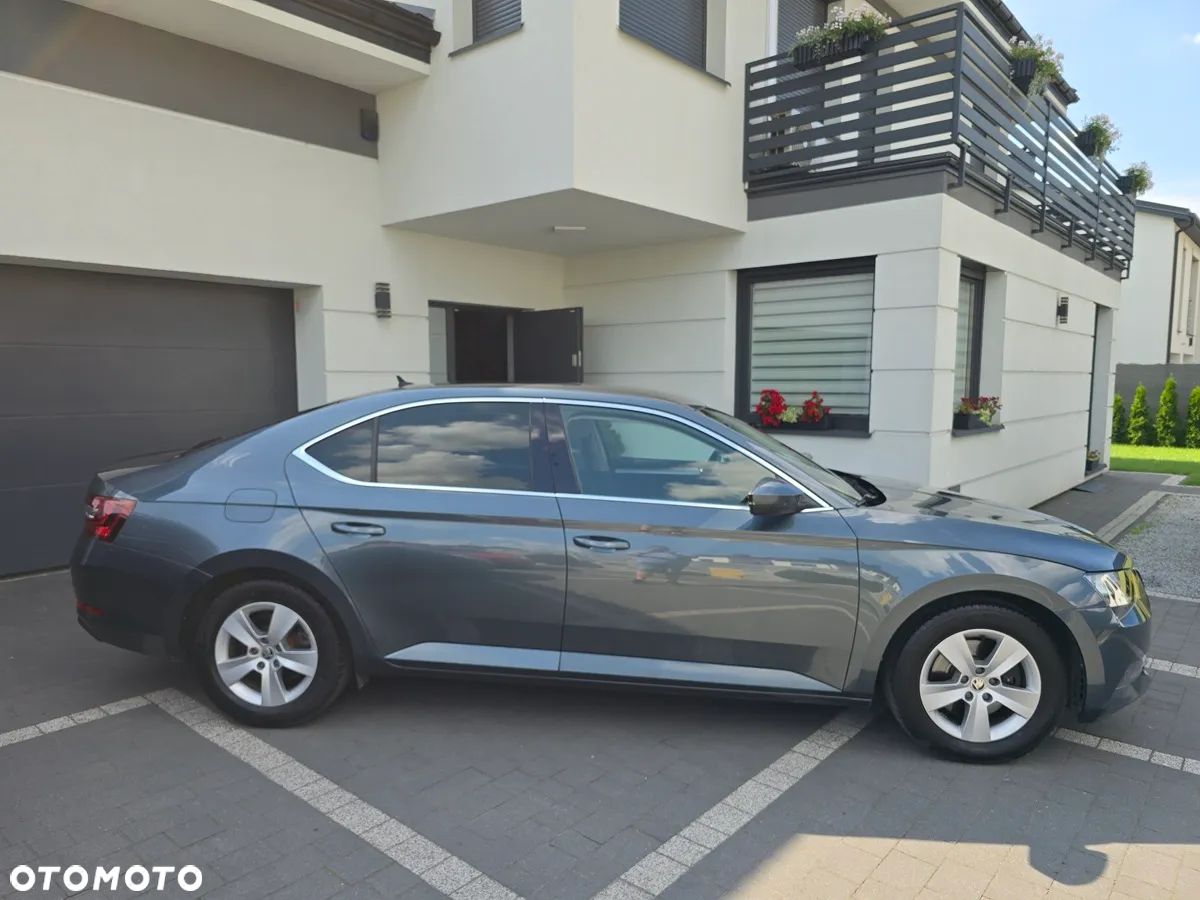 Skoda Superb 2.0 TDI Ambition DSG7 - 1
