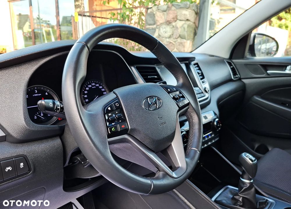 Hyundai Tucson 2.0 CRDI 2WD Style - 25