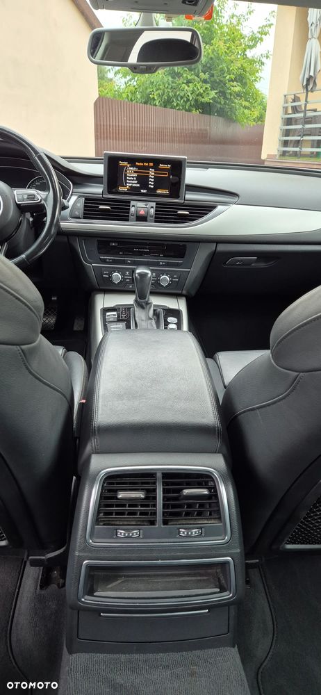 Audi A6 Avant 2.0 TDI Ultra S tronic - 30