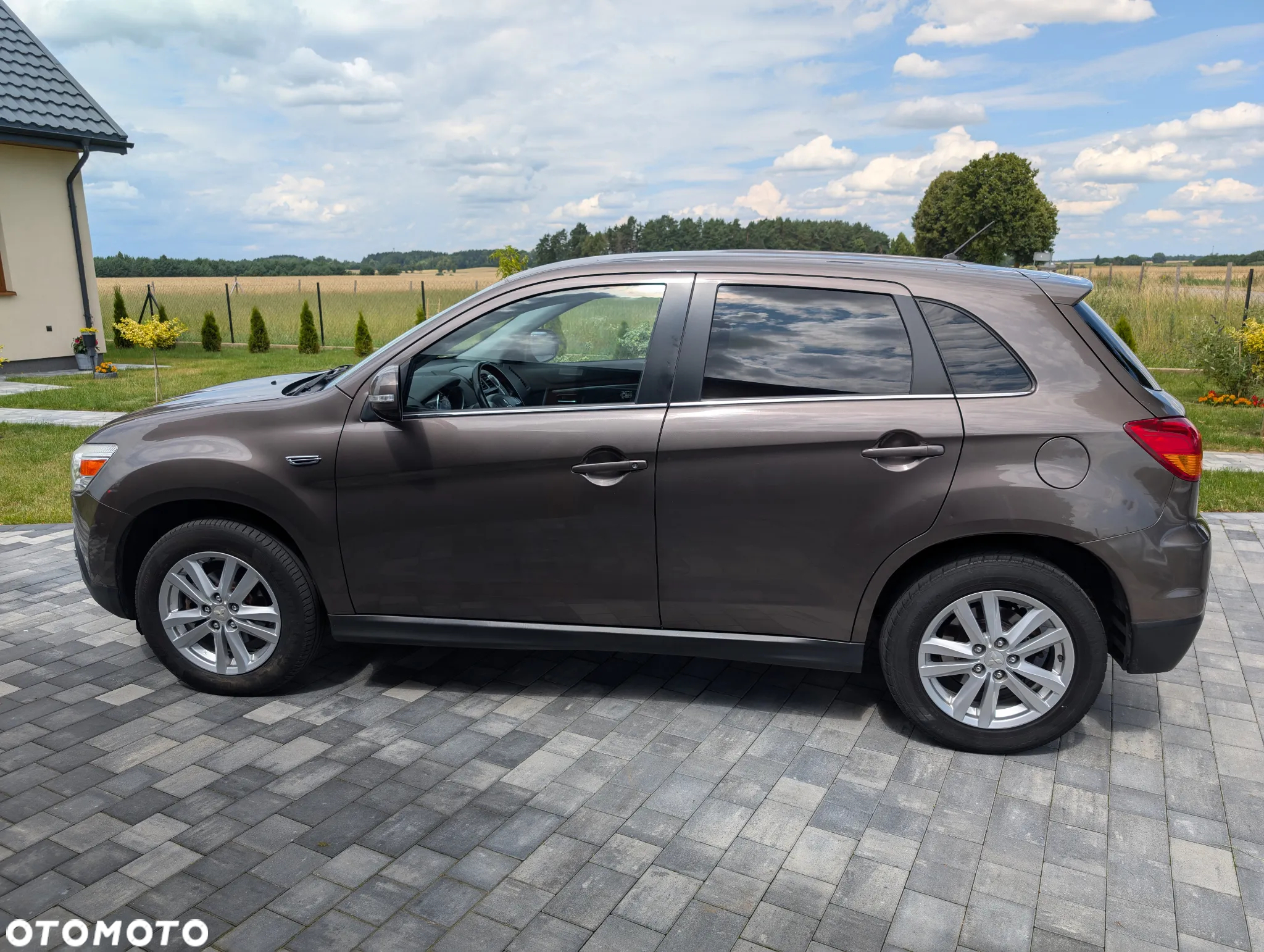 Mitsubishi ASX 1.8 DI-D 2WD Plus - 10