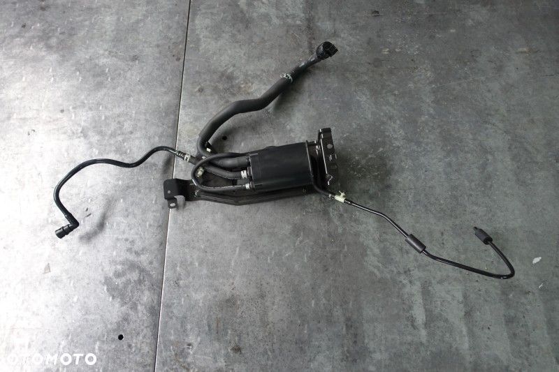 FILTR WĘGLOWY MAZDA 3 2.0 19r. - 3