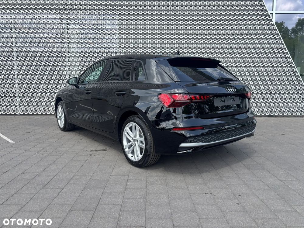 Audi A3 Sportback - 6