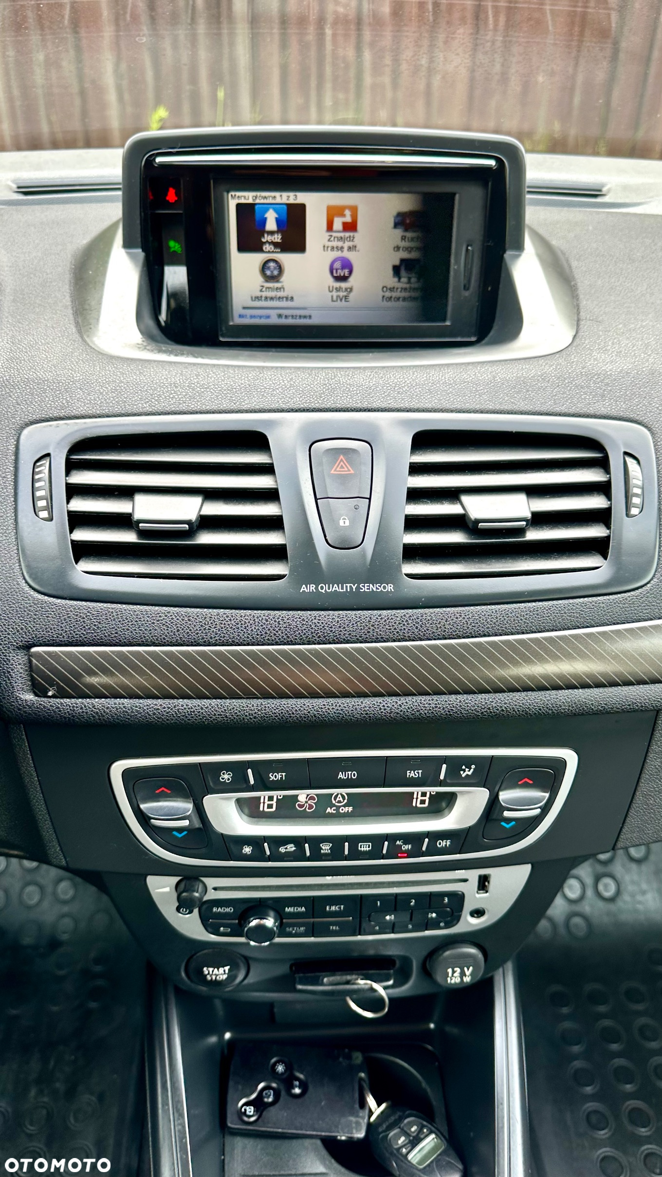 Renault Megane Grandtour ENERGY TCe 115 Start & Stop Bose Edition - 22
