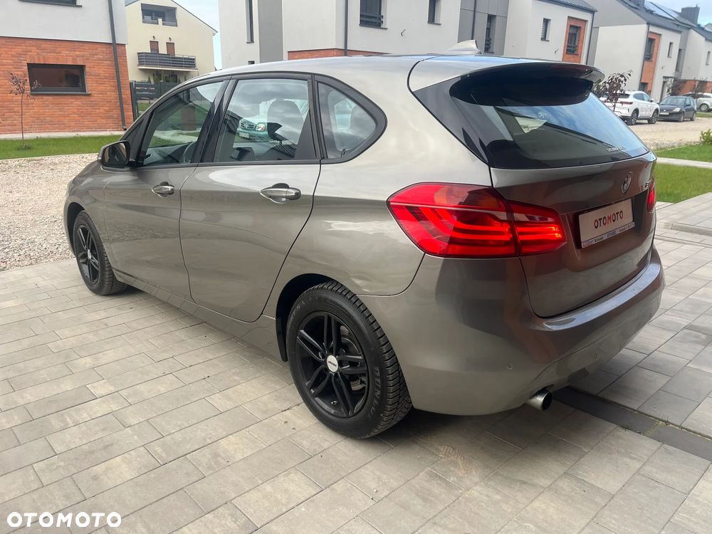 BMW Seria 2 216i Active Tourer - 6