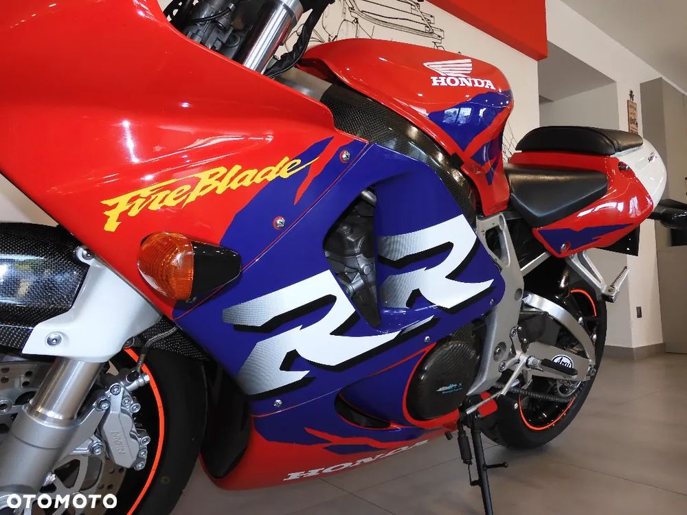Honda CBR - 24