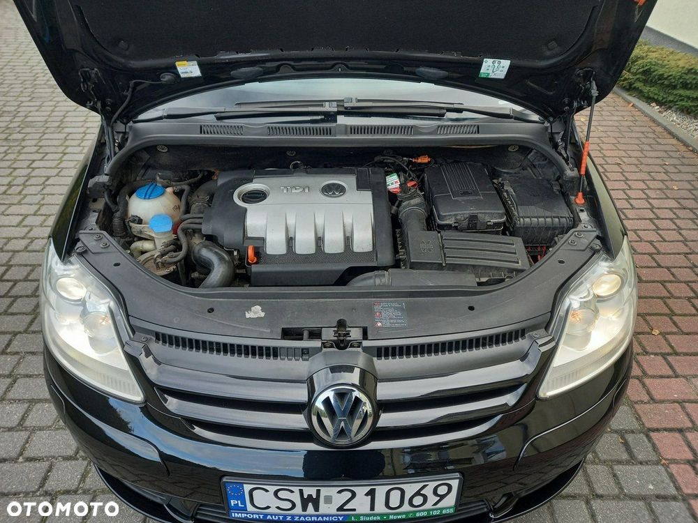 Volkswagen Golf Plus 1.9 TDI Trendline DSG - 17