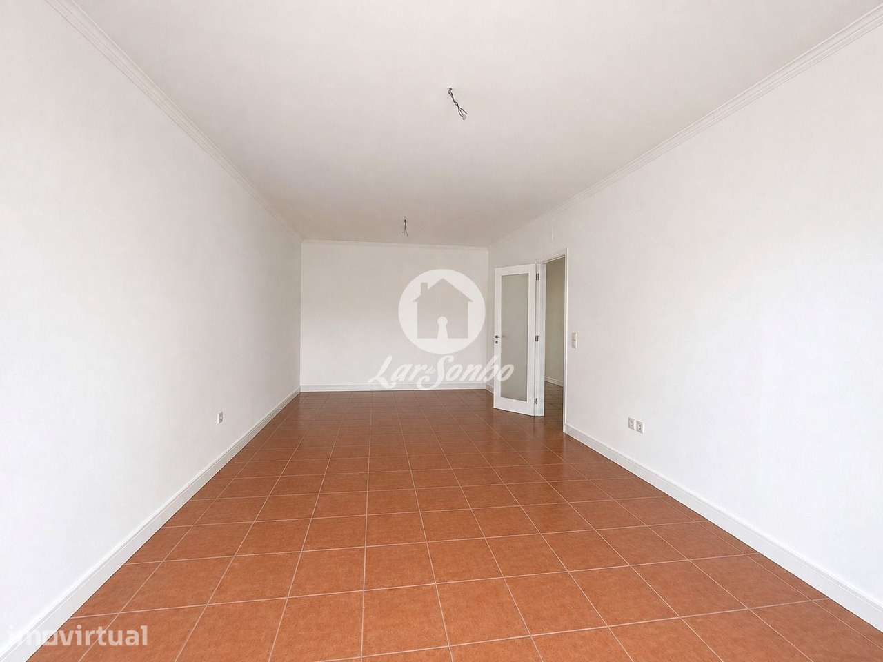 Apartamento T2 com garagem fechada no centro da Póvoa de Varzim - Grande imagem: 3/20