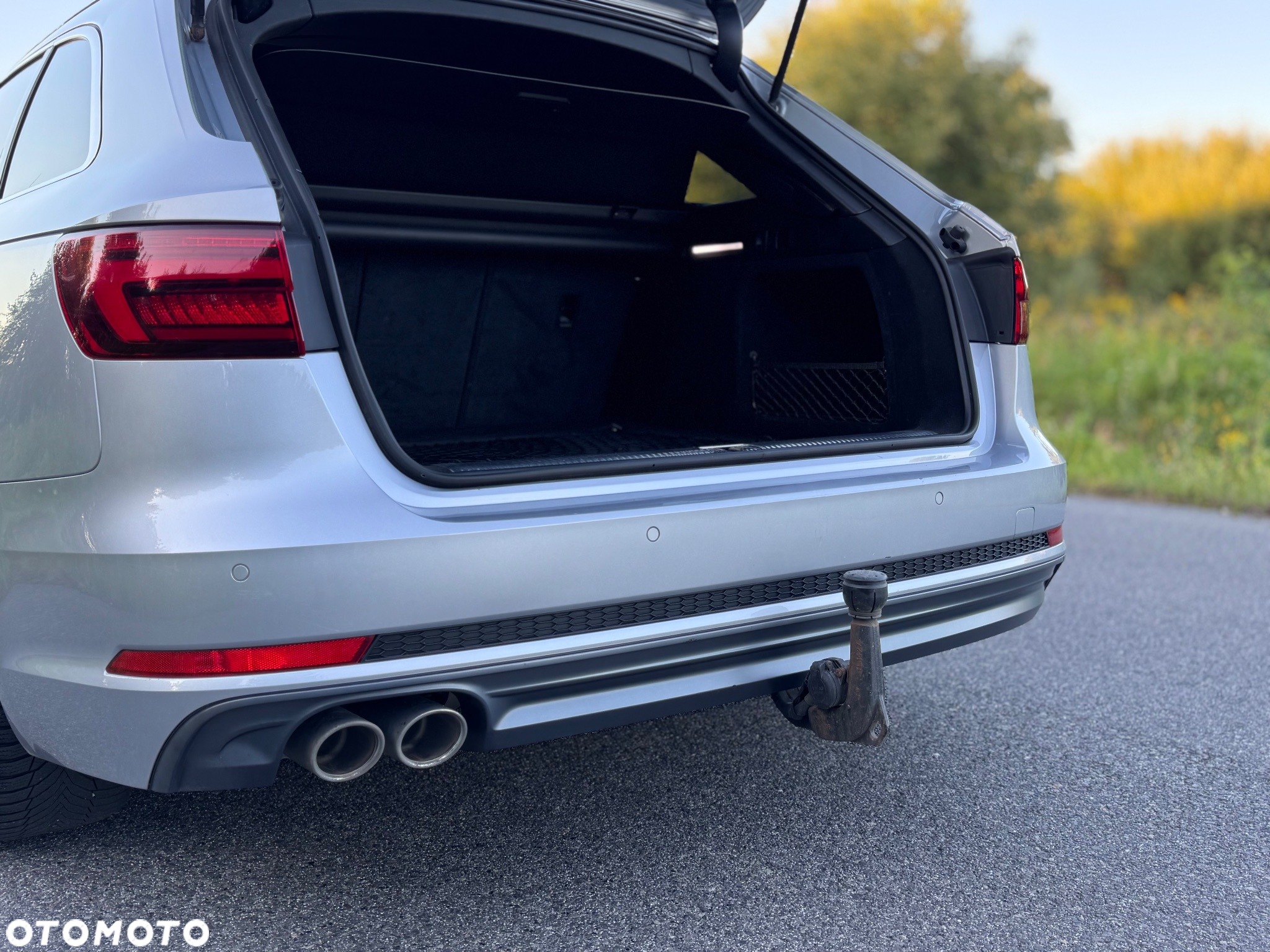 Audi A4 Avant 40 TDI quattro S tronic S line - 29