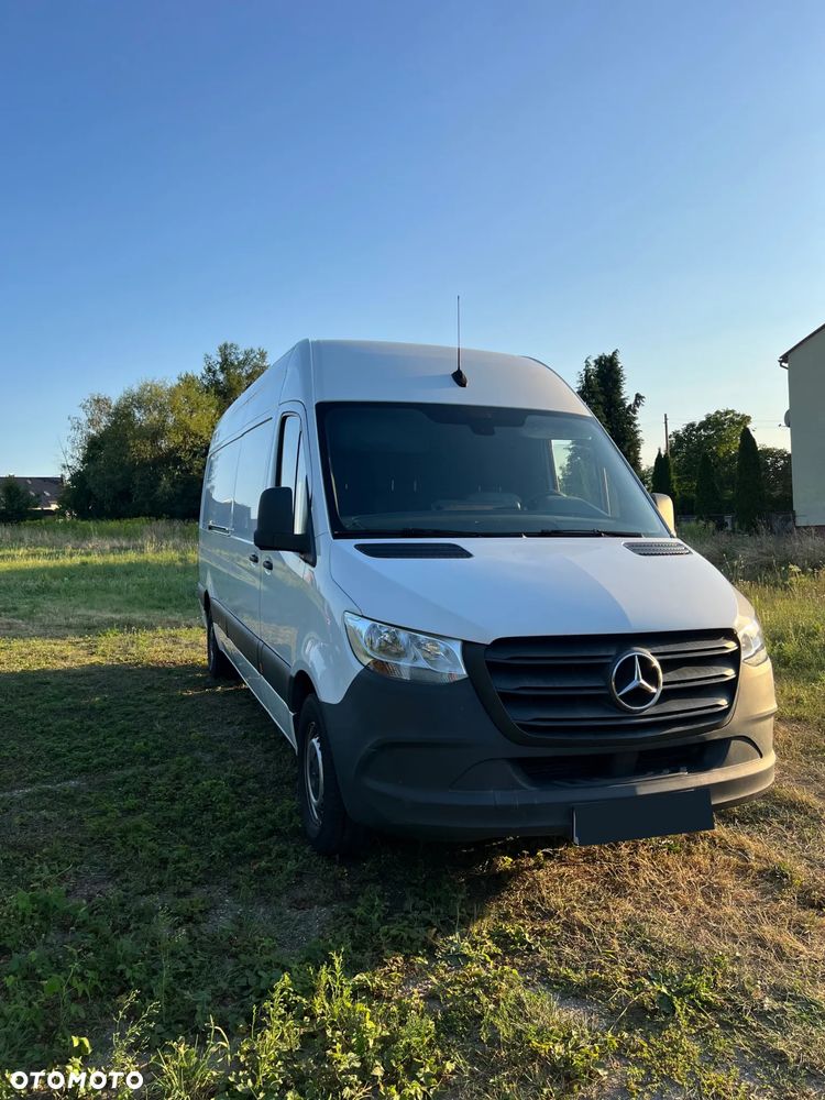 Mercedes-Benz Sprinter - 4
