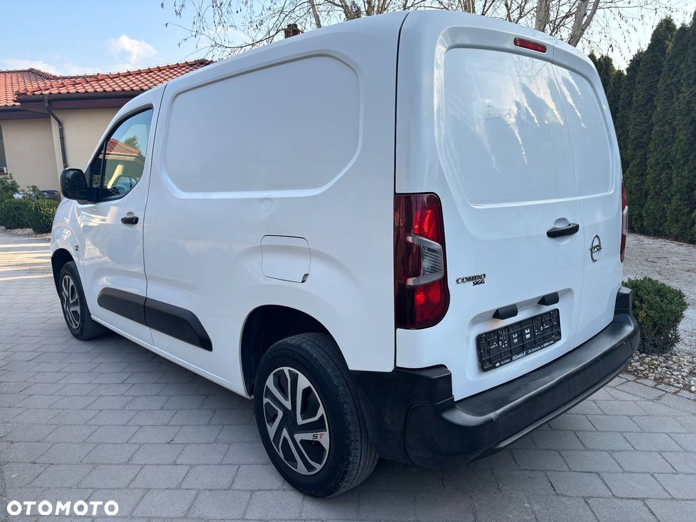 Opel Combo - 12