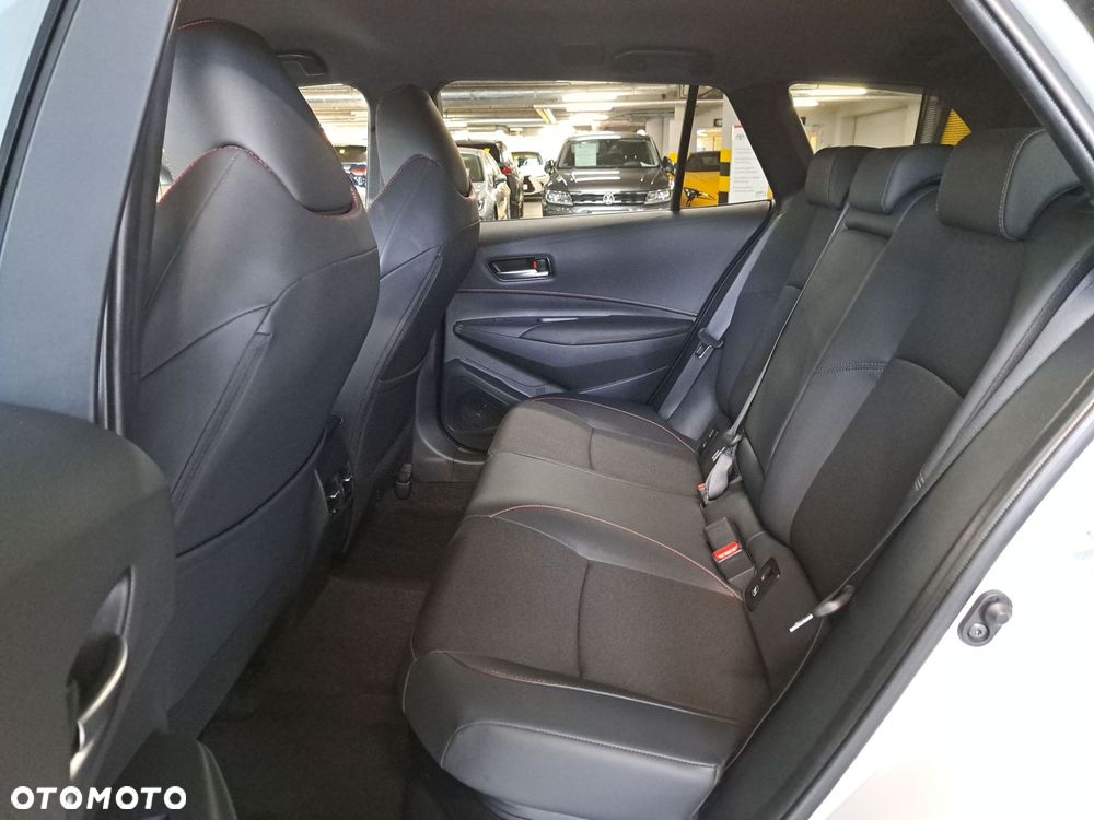 Toyota Corolla 2.0 Hybrid GR Sport - 13
