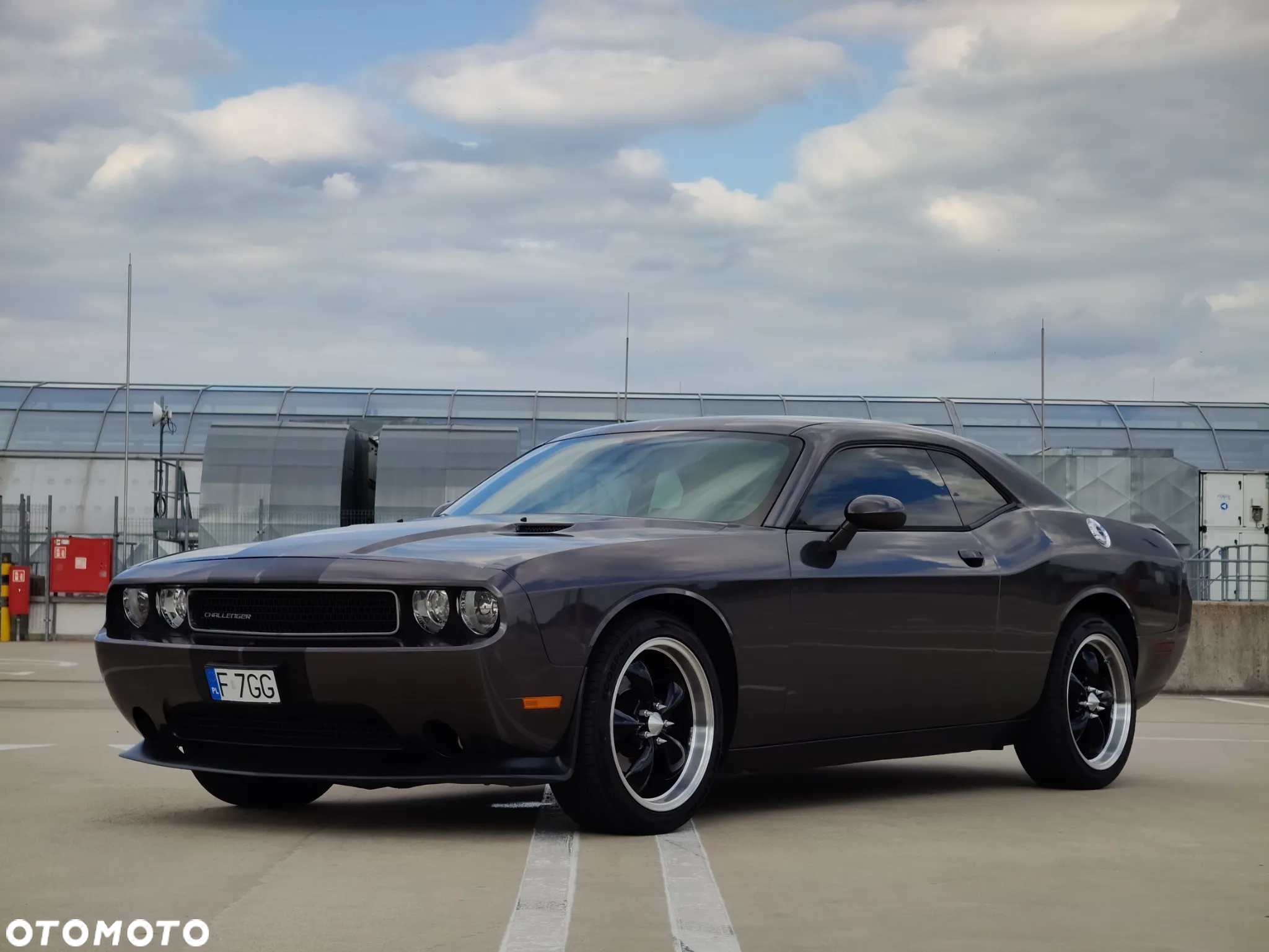 Dodge Challenger - 6