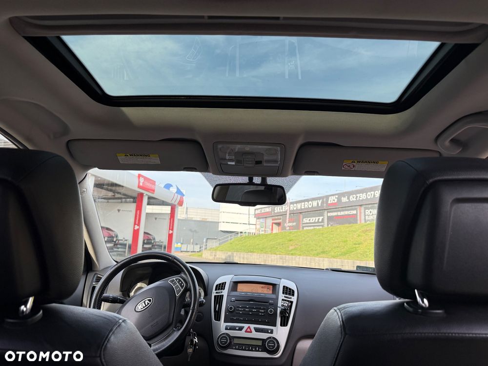 Kia Ceed Cee'd 1.6 Comfort - 25