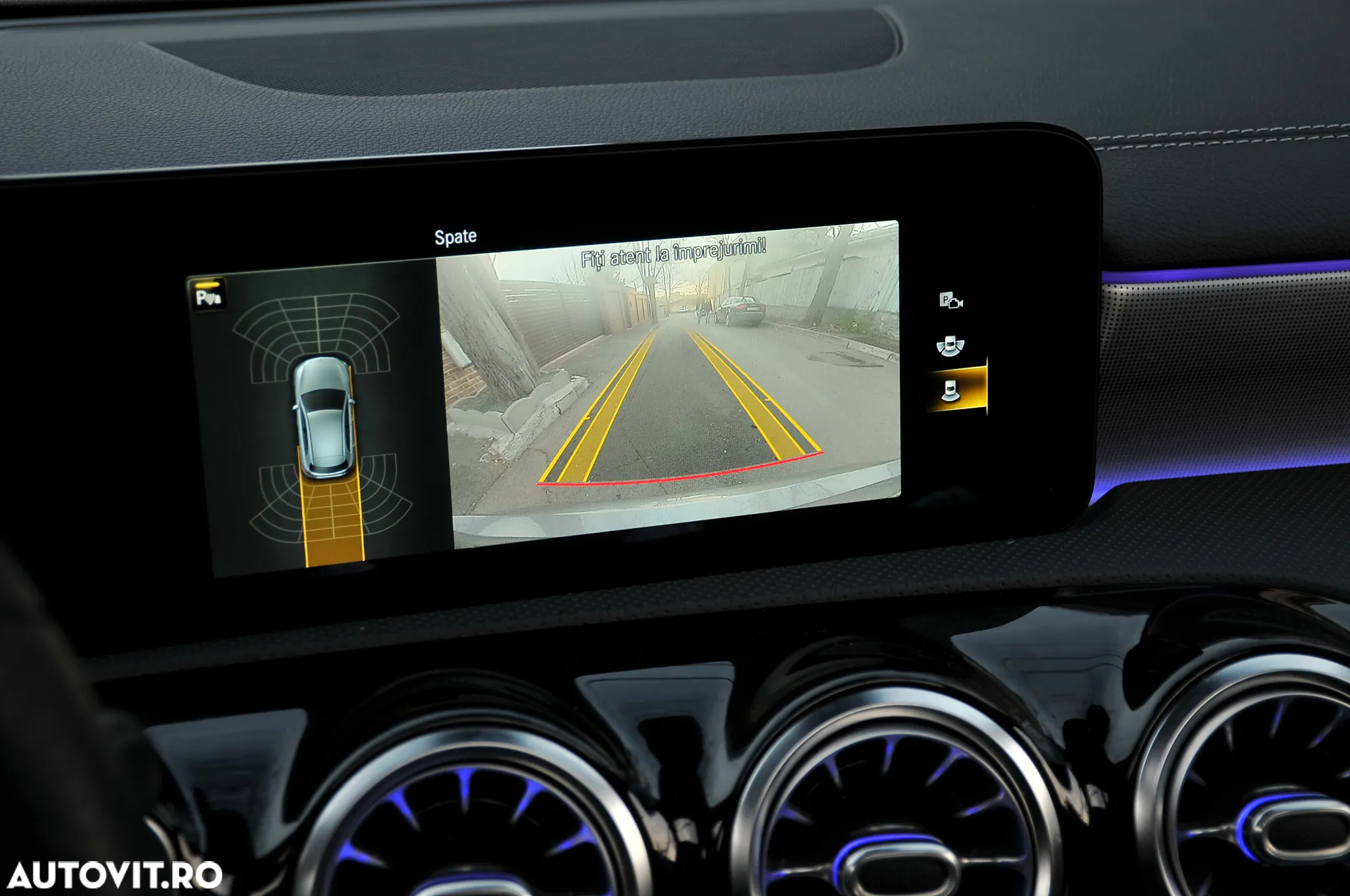 Mercedes-Benz A 220 d 4Matic 8G-DCT AMG Line - 8
