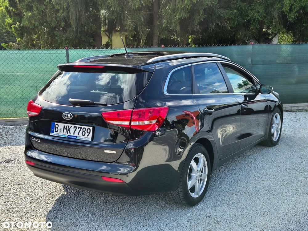 Kia Ceed 1.6 CRDi 136 ISG Platinum Edition - 15