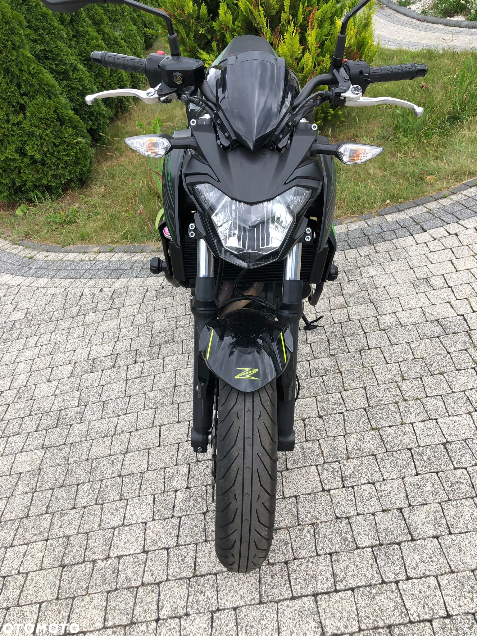 Kawasaki Z 650 - 8