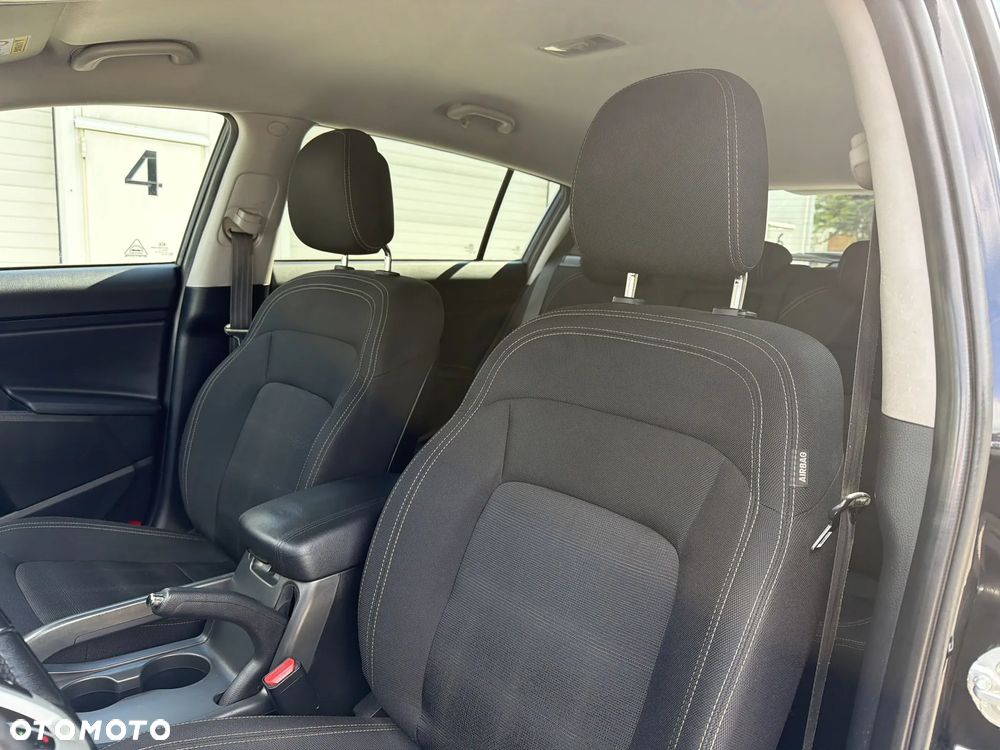Kia Sportage 1.6 GDI Business Line L 2WD - 12