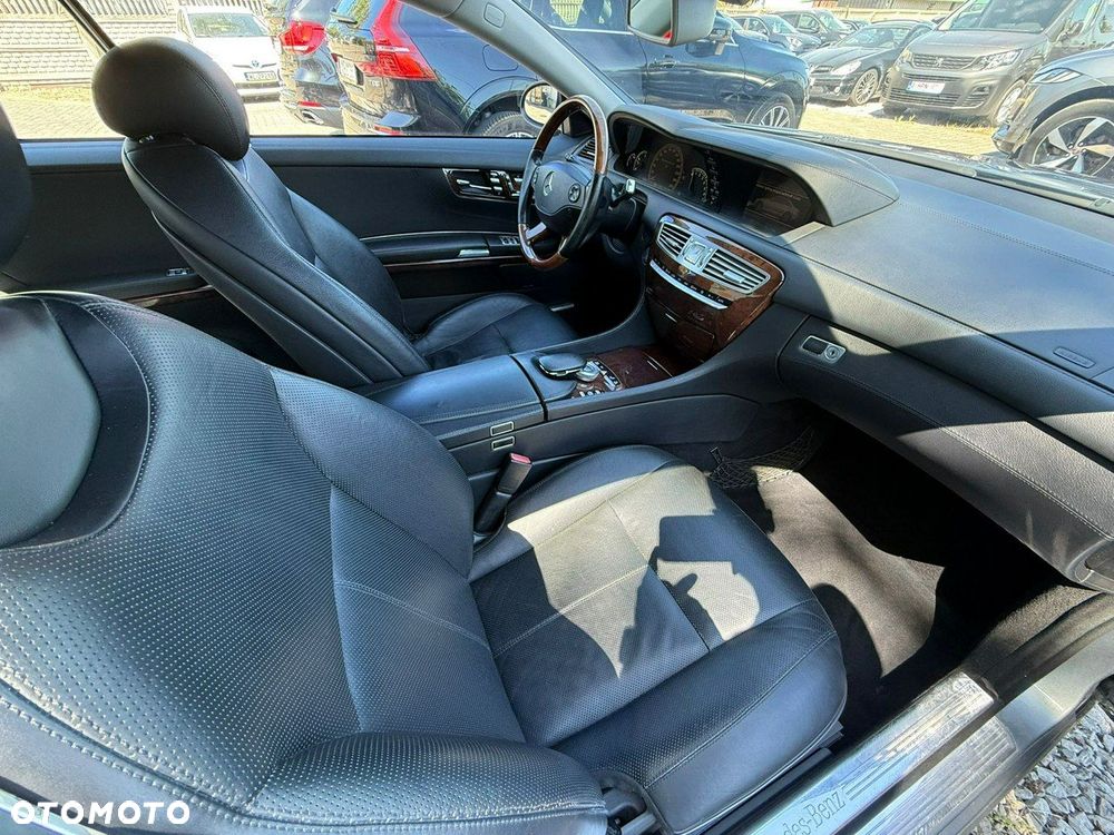 Mercedes-Benz CL 500 7G-TRONIC - 32