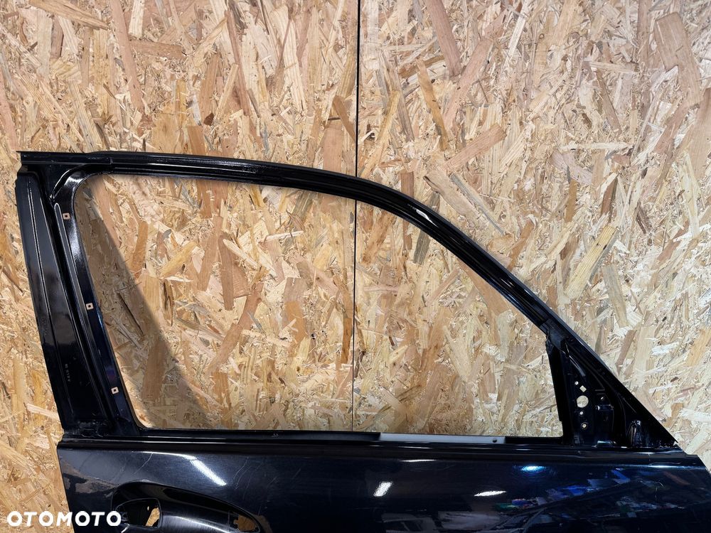 Przednie prawe drzwi Mercedes glk 204 - 2