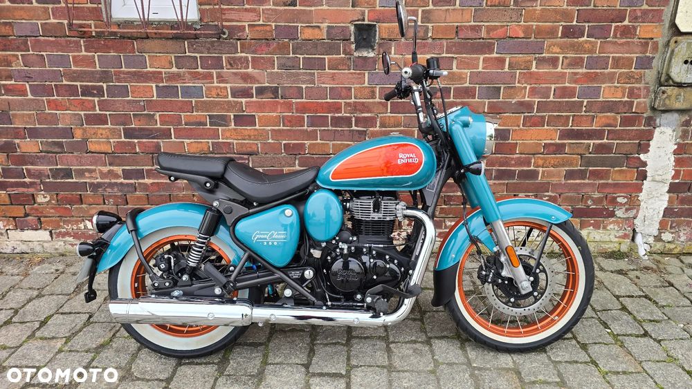 Royal Enfield Classic - 17