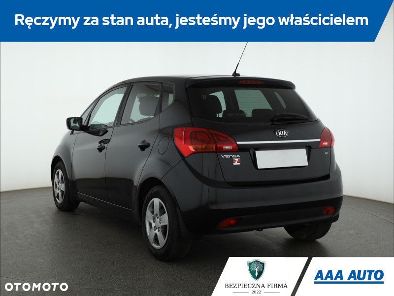 Kia Venga - 6