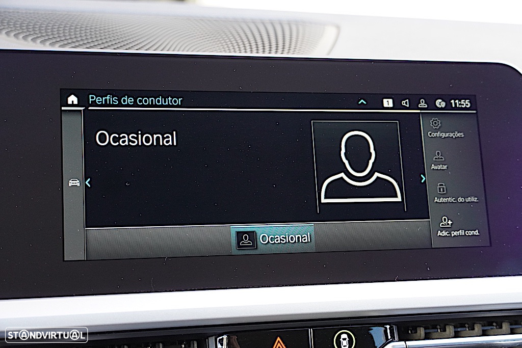 BMW 330 e Touring Auto - 46