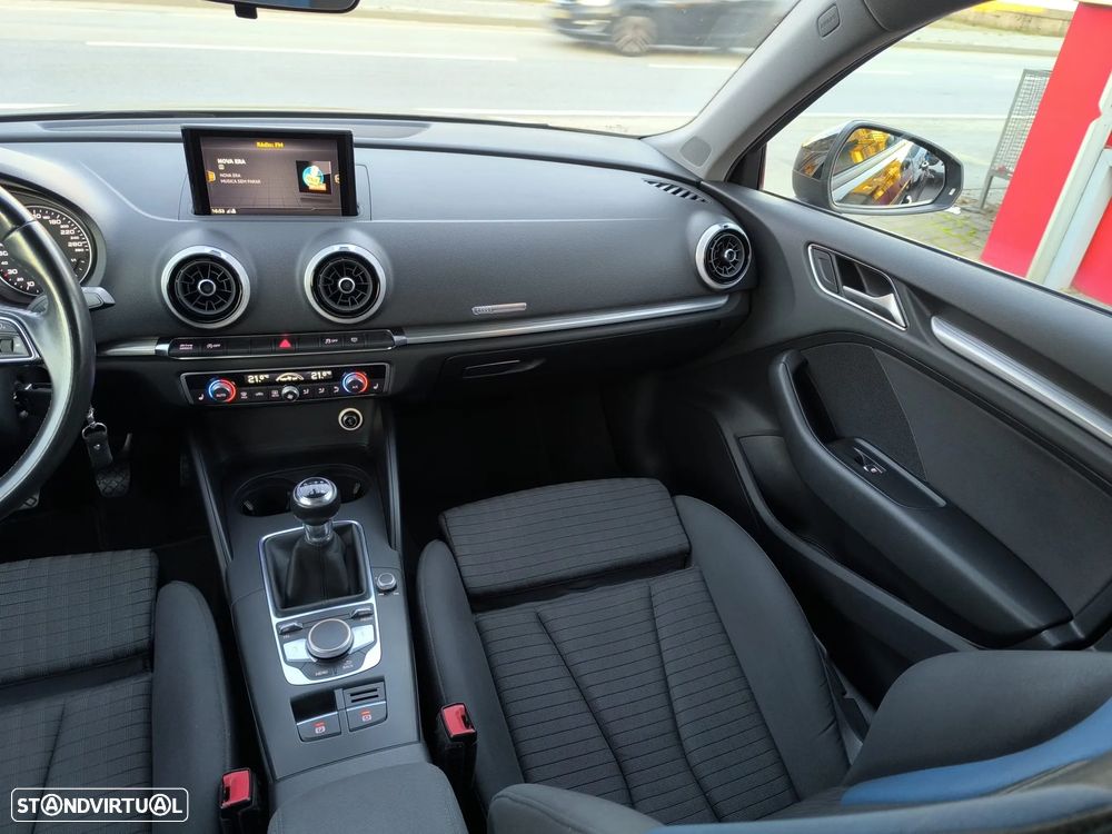 Audi A3 Sportback 1.0 TFSI - 39