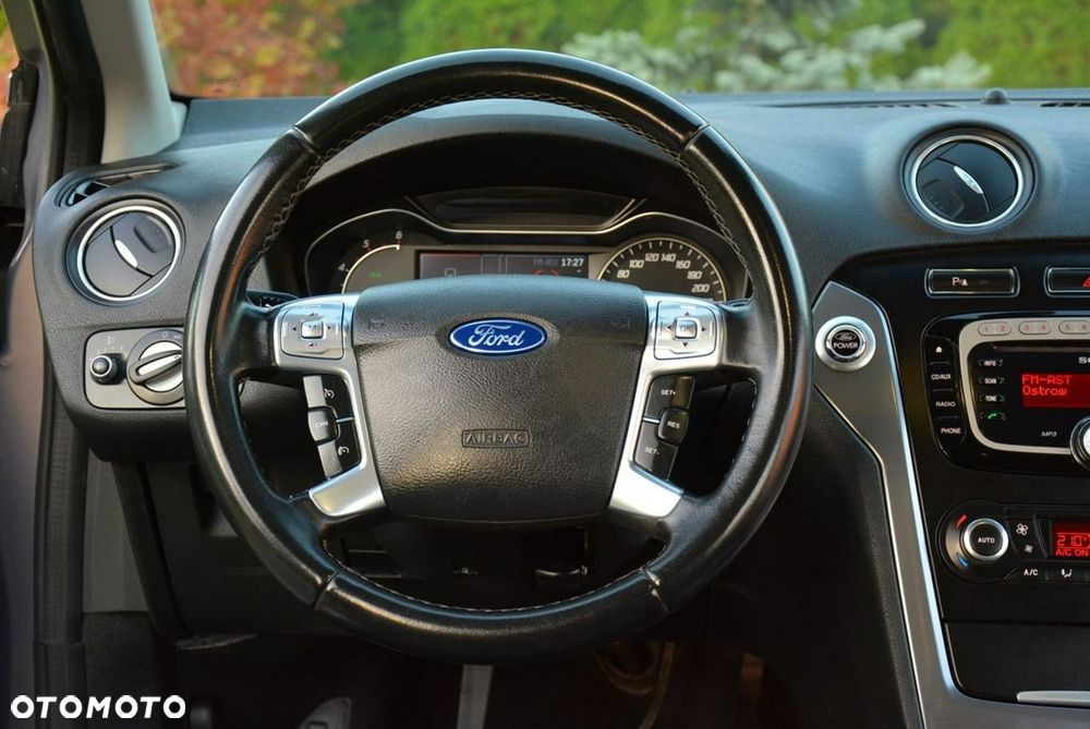 Ford Mondeo 2.0 TDCi Titanium - 23