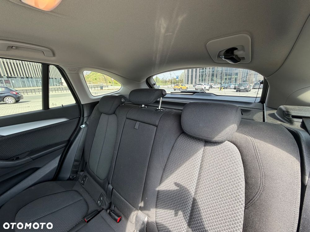 BMW X1 xDrive20d - 8