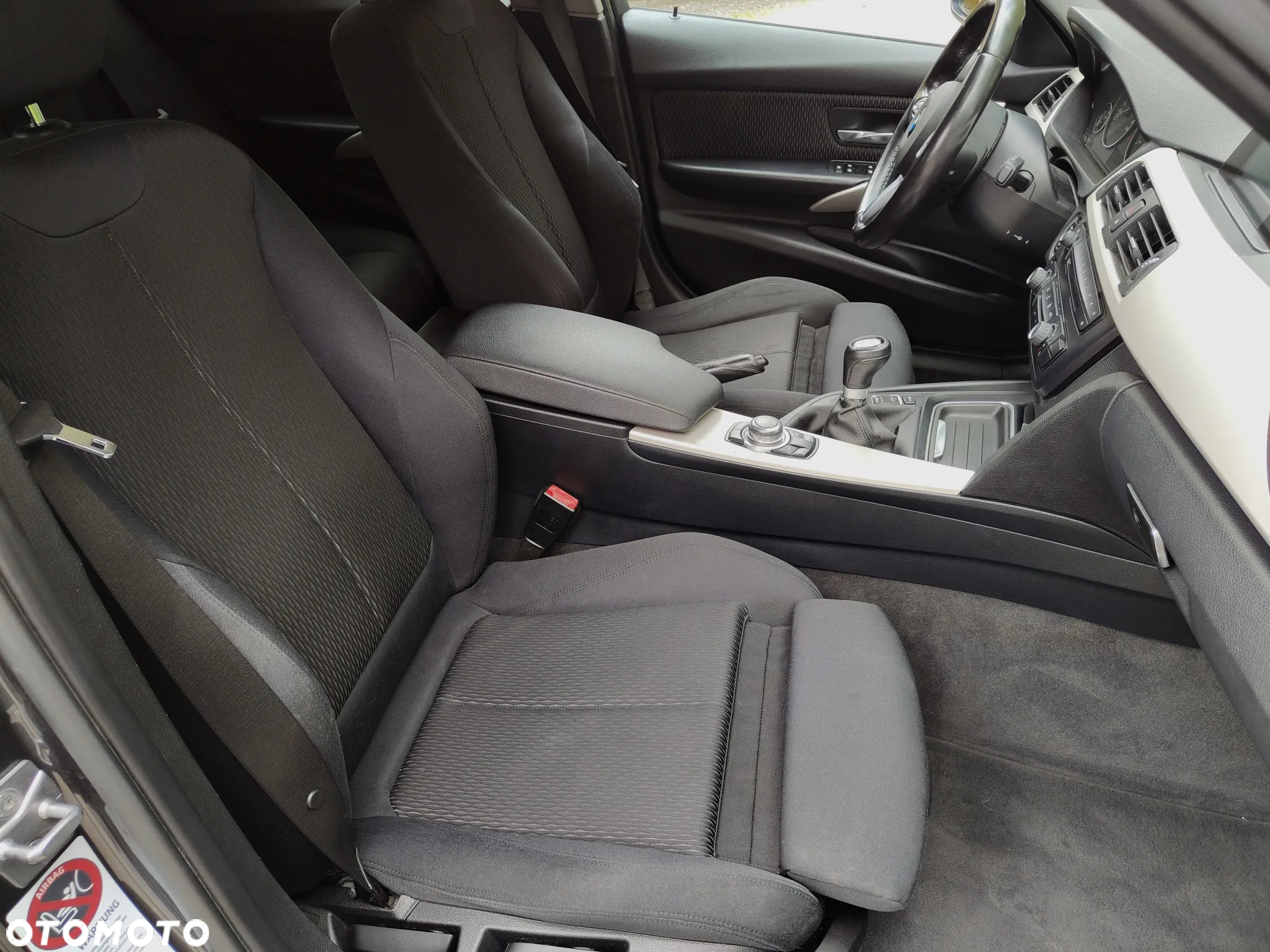 BMW Seria 3 320d - 17