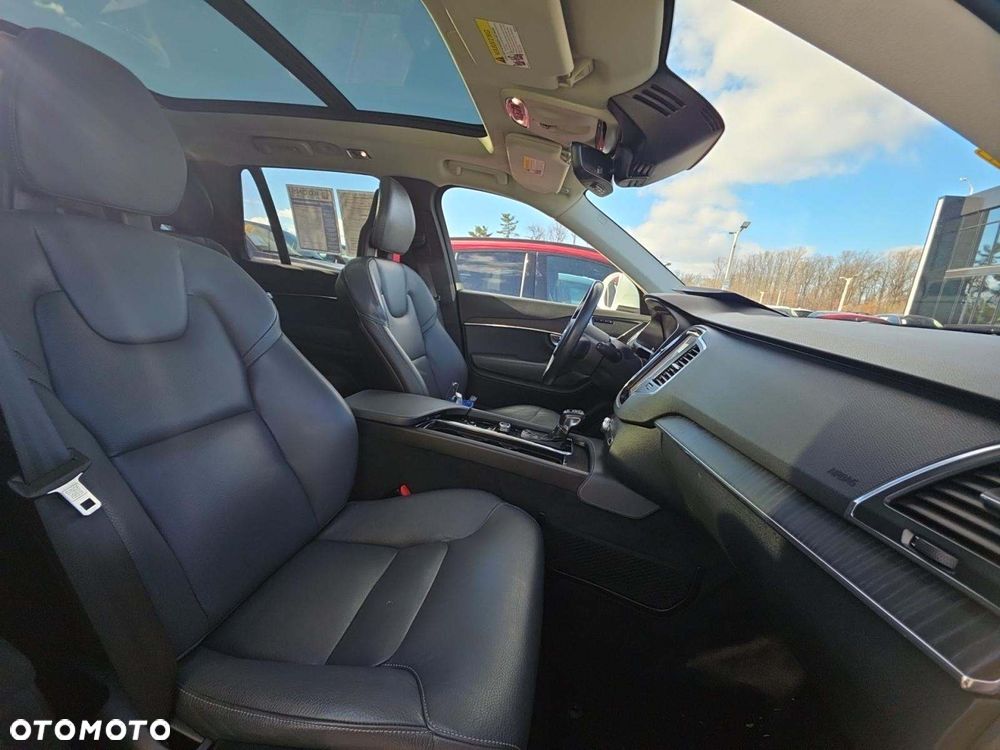 Volvo XC 90 T6 AWD Geartronic Momentum - 11