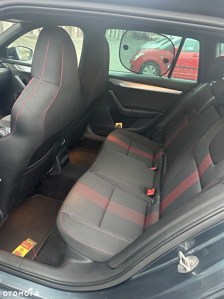 Skoda Octavia 1.6 TDI Ambition DSG - 23