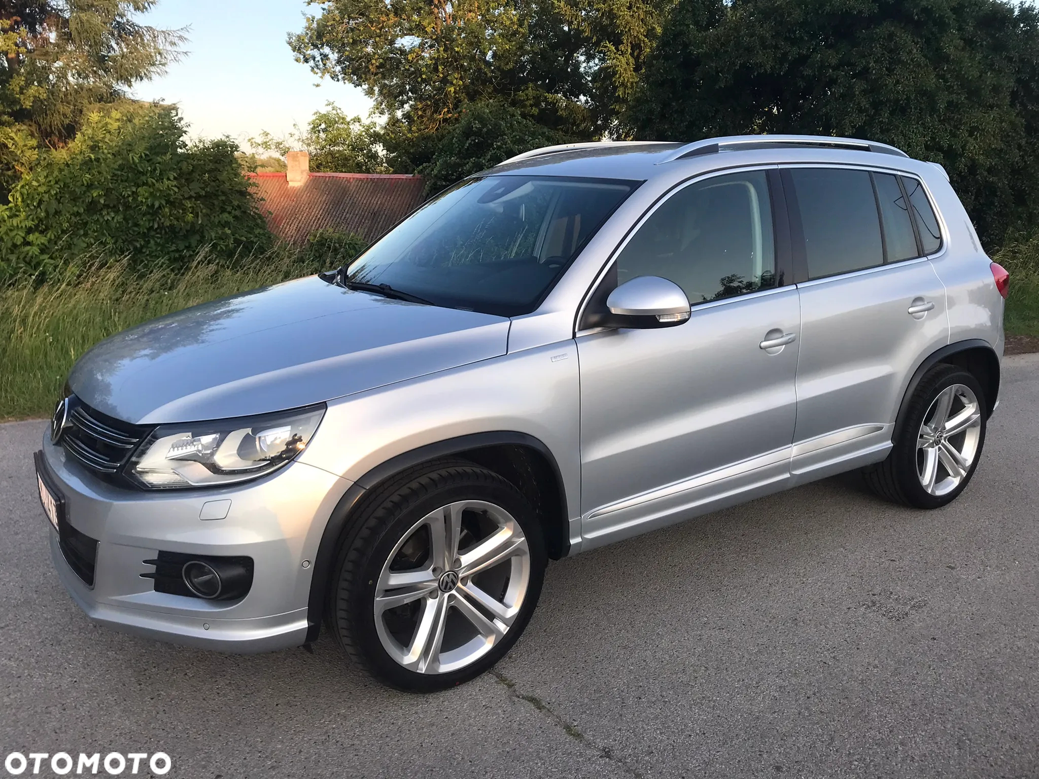 Volkswagen Tiguan 2.0 TDI 4Mot R-Style DSG - 25